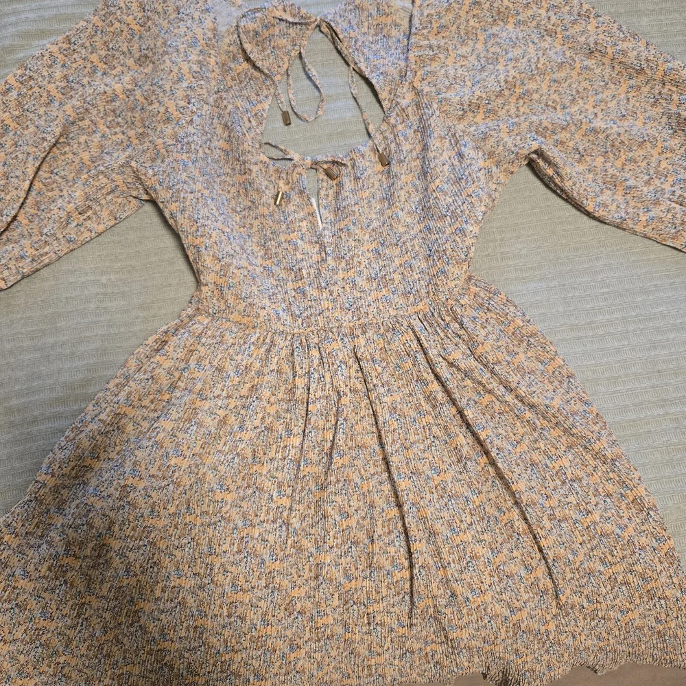 NWT Minkpink open back mini dress - Picture 5 of 6